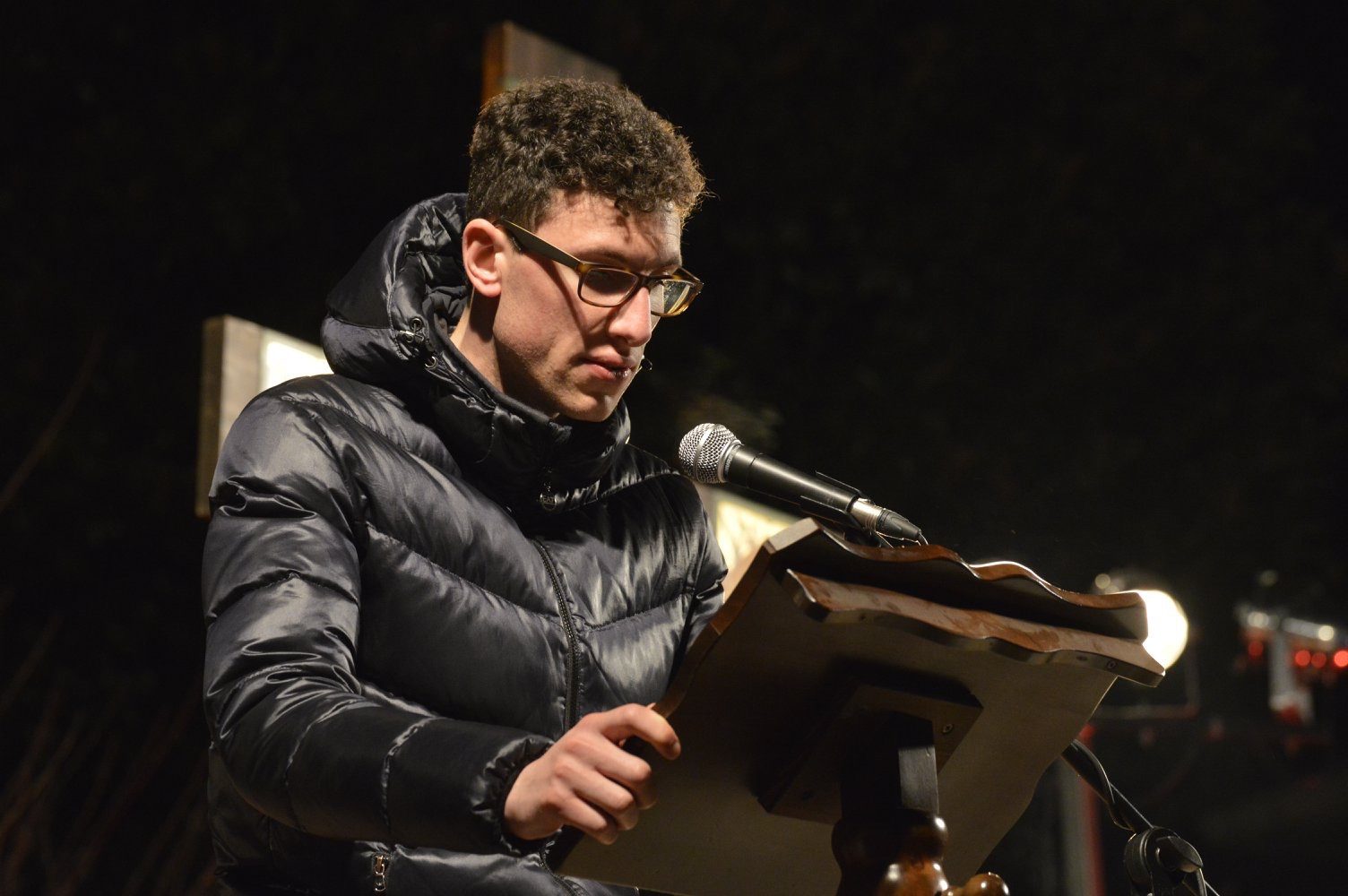 La veglia delle Palme 2018 con i giovani della diocesi e il vescovo Brambilla a Varallo