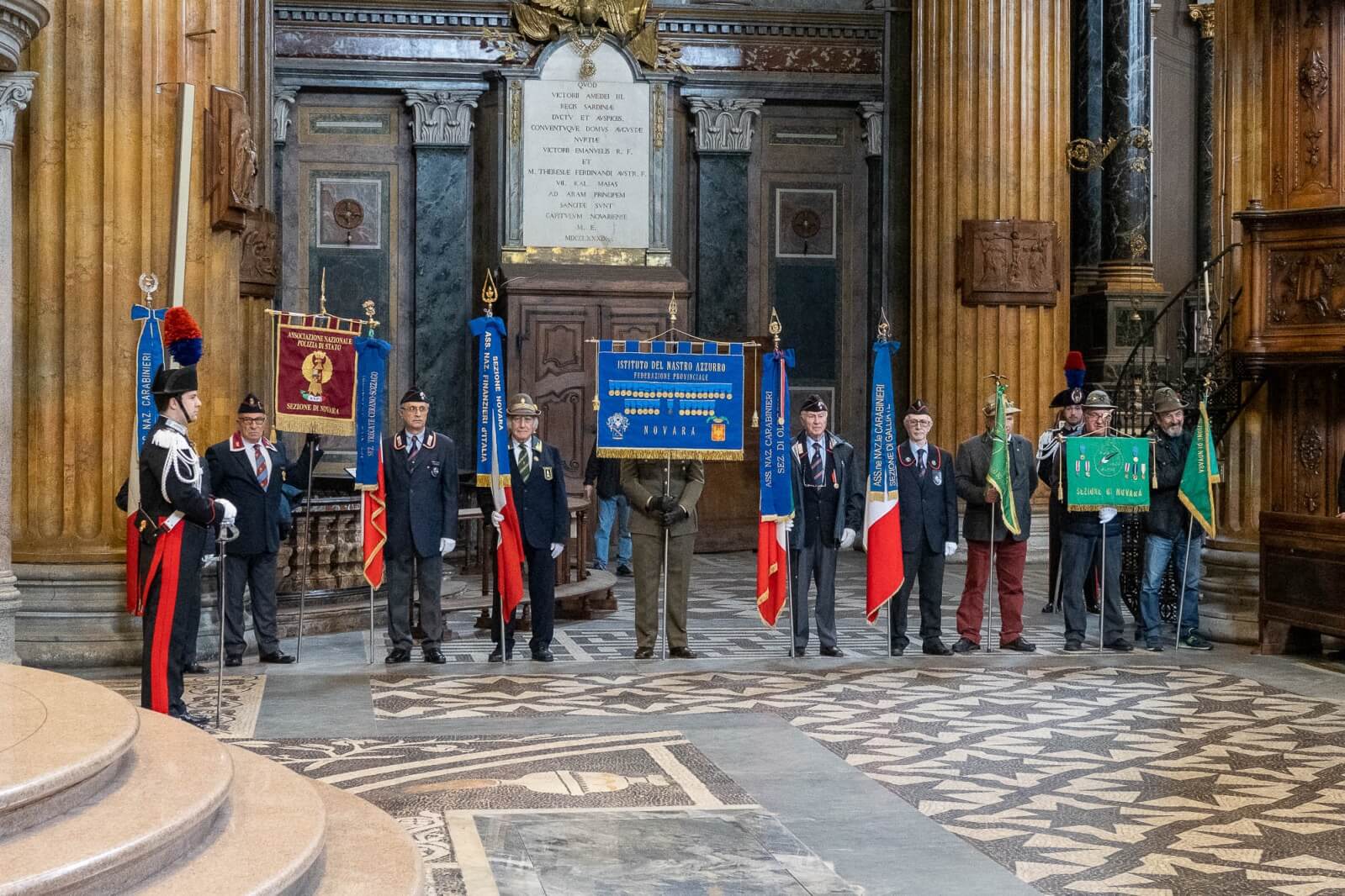 La messa del precetto pasquale in cattedrale a Novara, Pasqua 2023