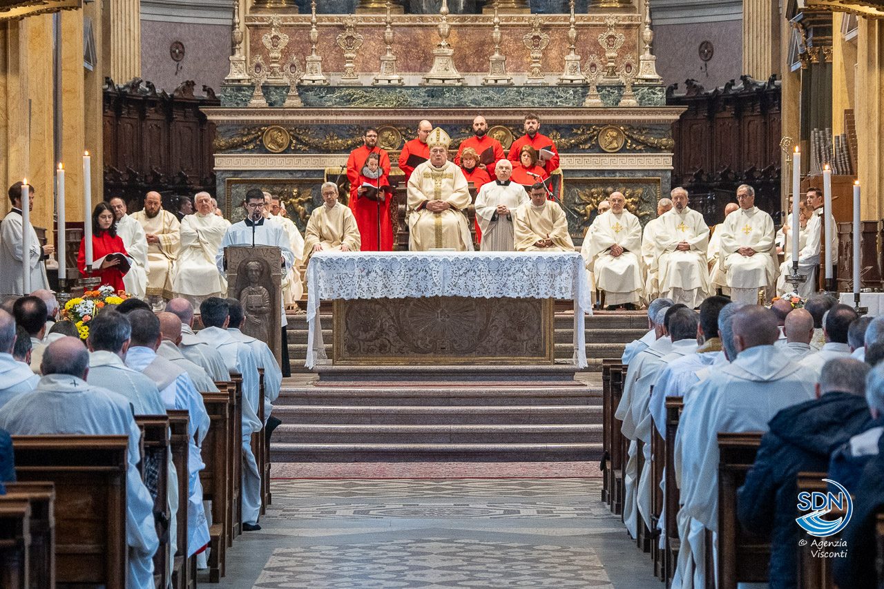 Messa Crismale 2024 Diocesi di Novara_AOM3667