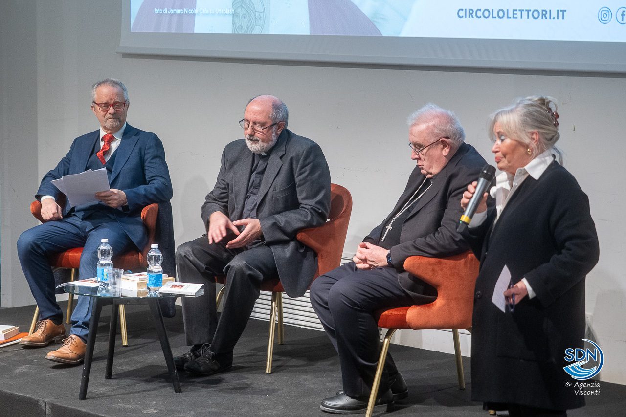 vescovo brambilla convegno castello_AOM9226