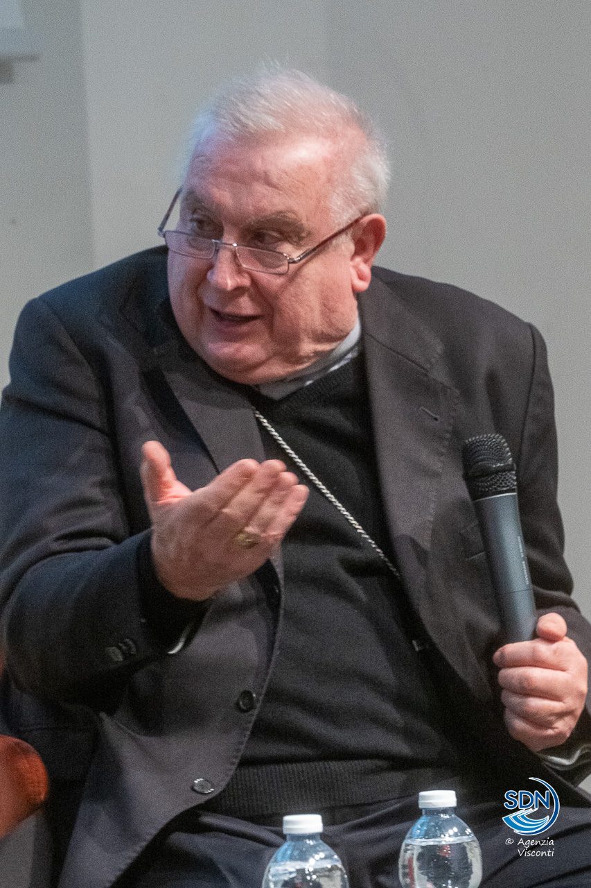 vescovo brambilla convegno castello_AOM9381