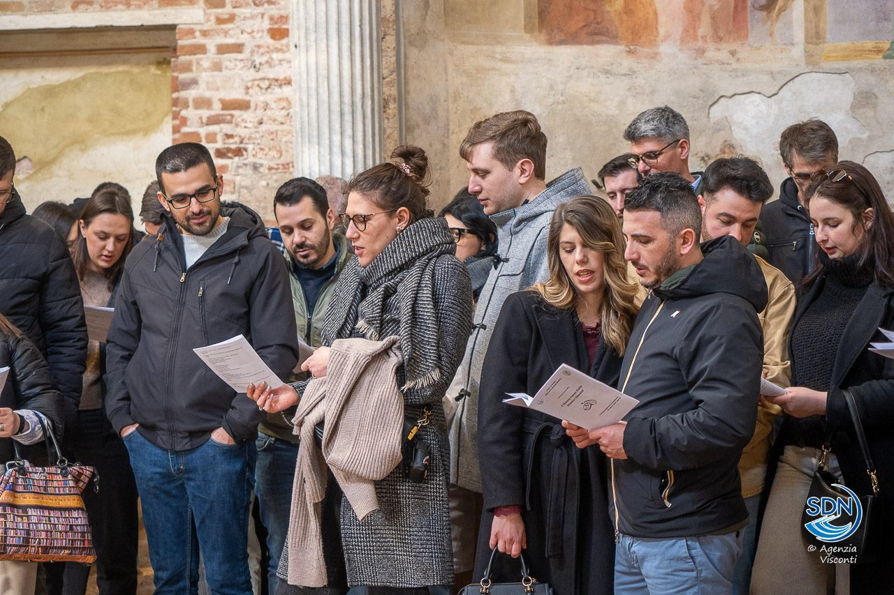 Incontro vescovo e fidanzati__AOM6524